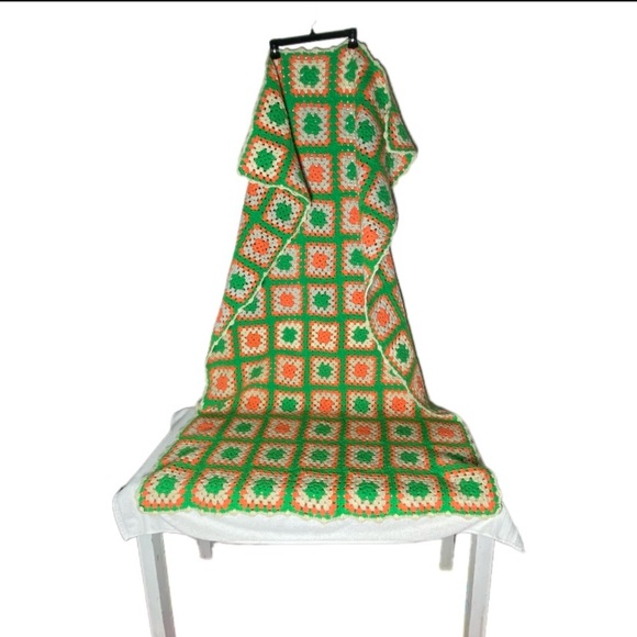 Vintage Handmade Green Orange Cream Granny Square Crochet Afghan Blanket - Picture 3 of 12
